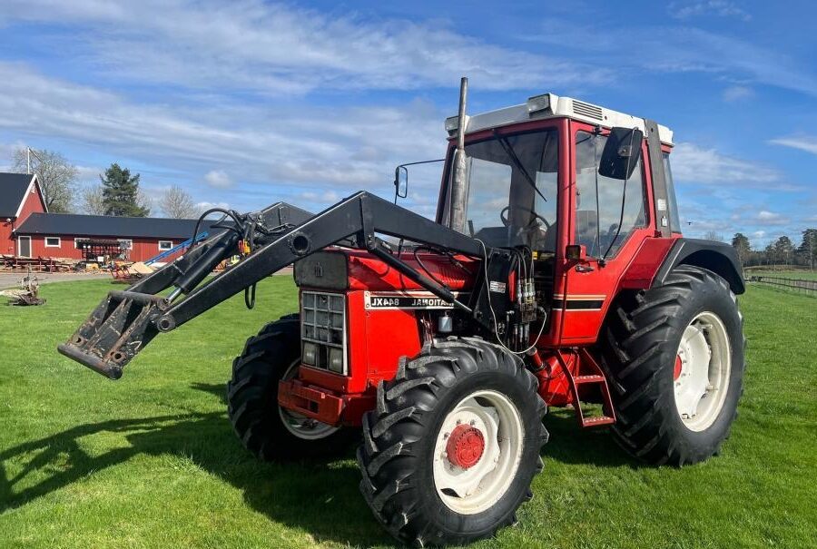 1985 CASE IH 844 XL